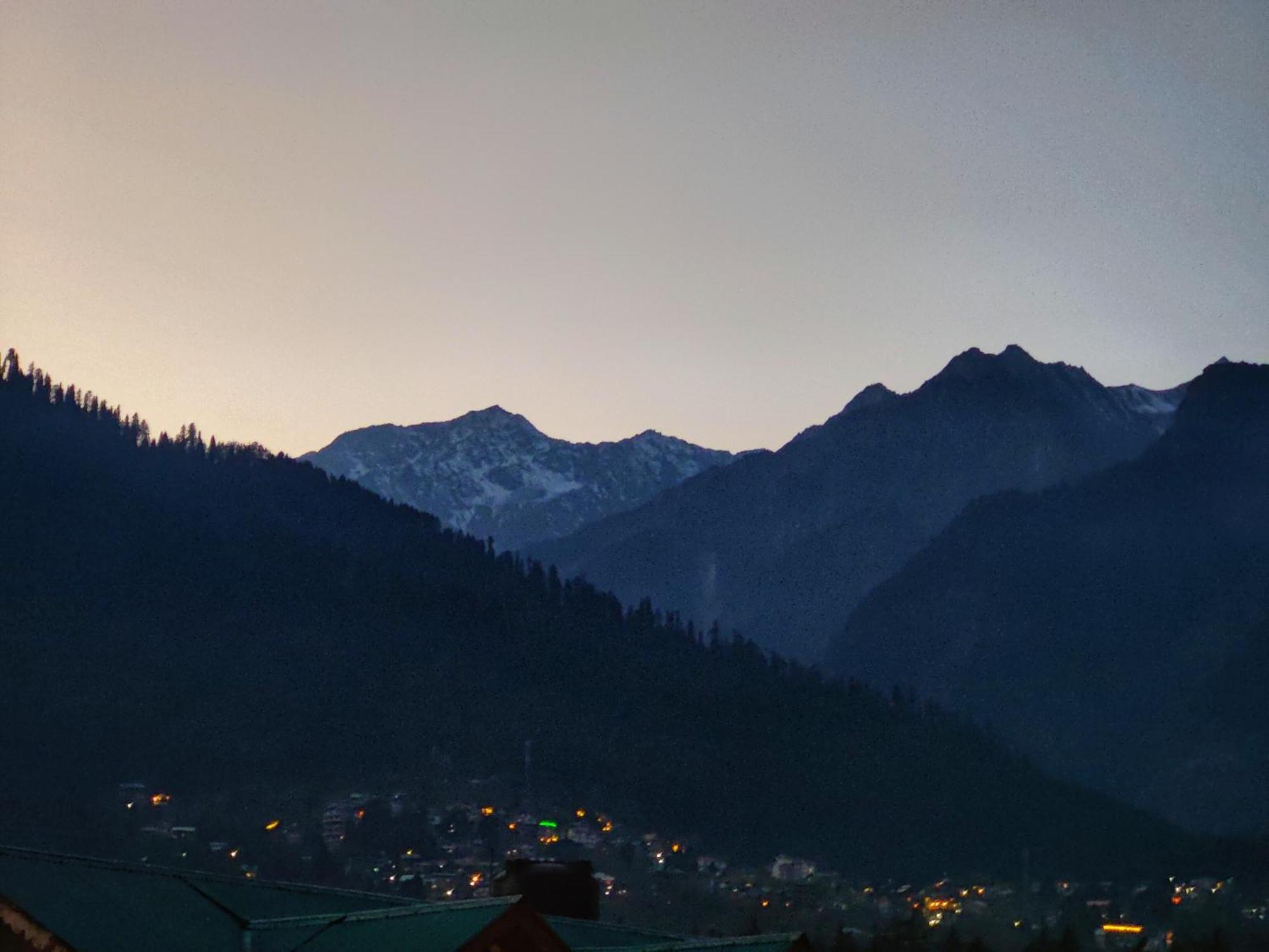 Surya International Hotel Manali Near Mall Road Εξωτερικό φωτογραφία
