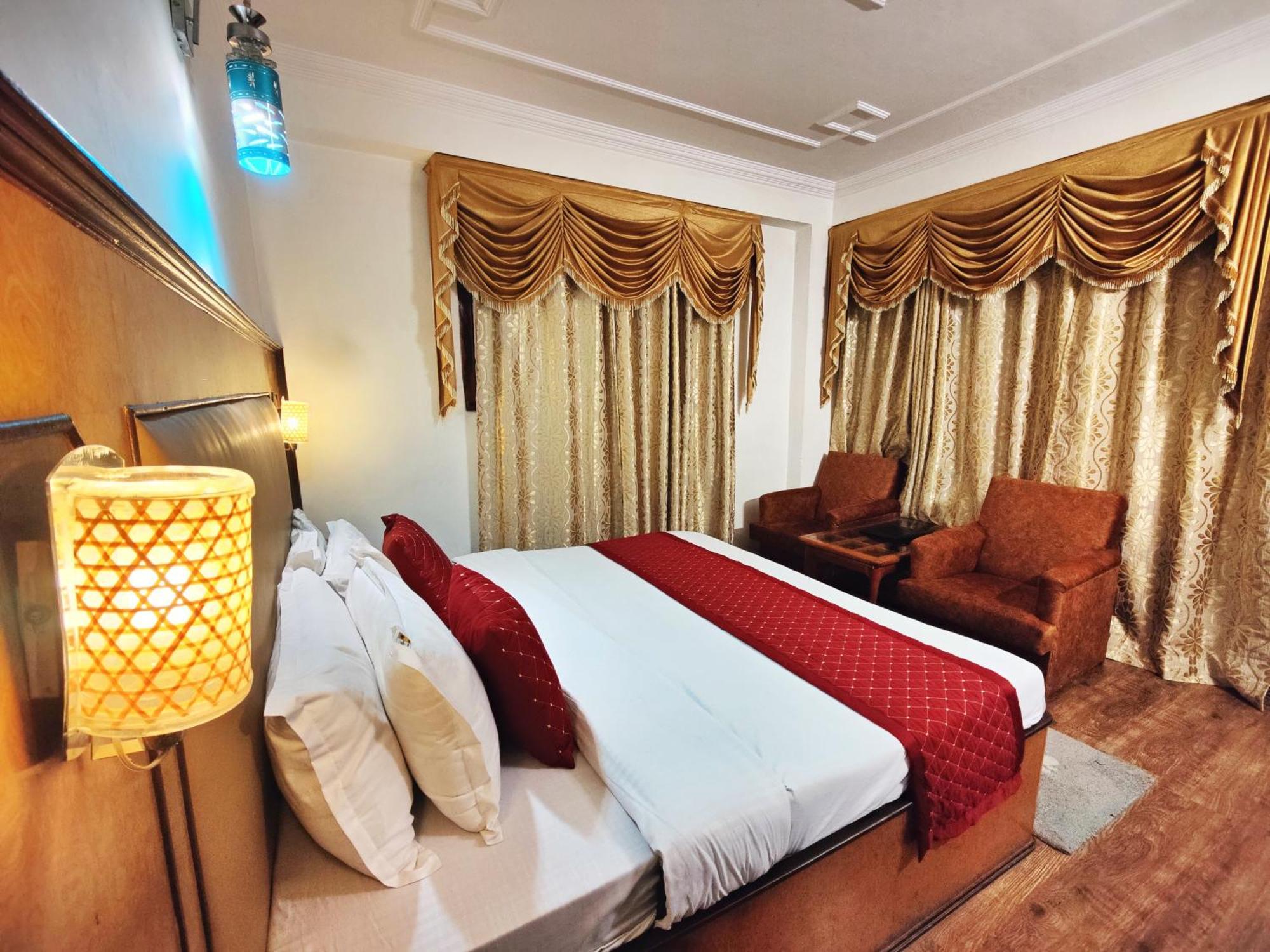 Surya International Hotel Manali Near Mall Road Εξωτερικό φωτογραφία