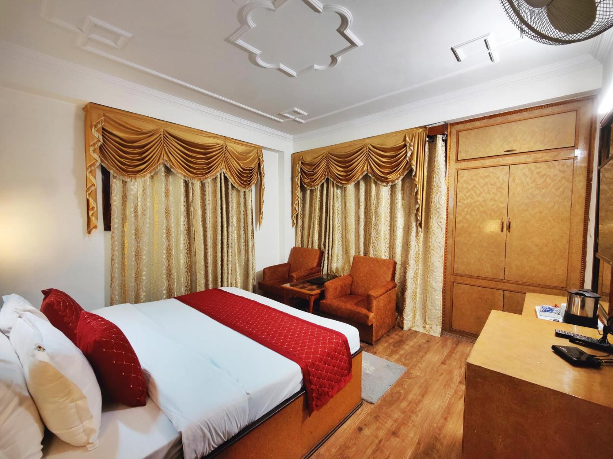Surya International Hotel Manali Near Mall Road Εξωτερικό φωτογραφία