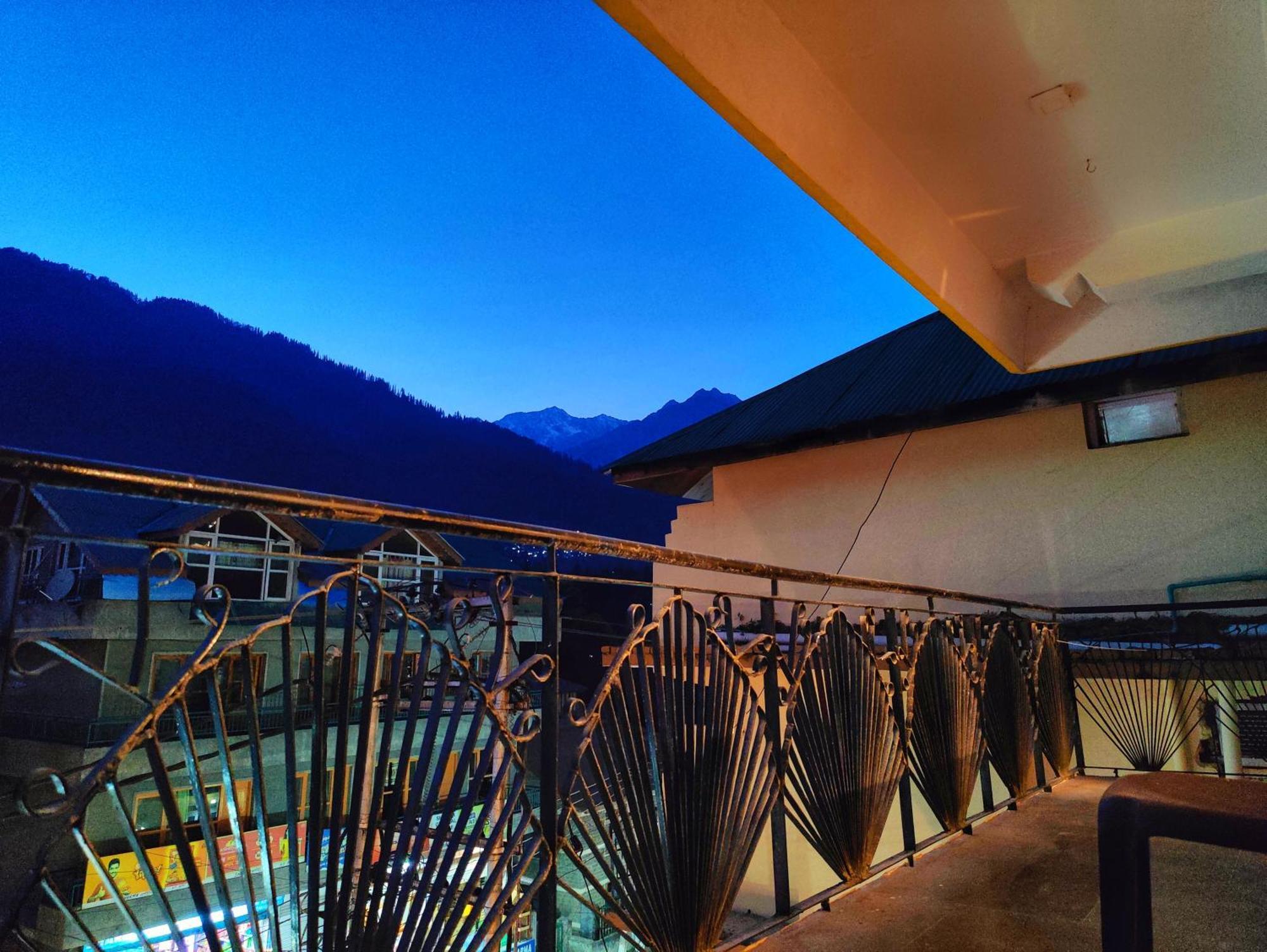 Surya International Hotel Manali Near Mall Road Εξωτερικό φωτογραφία