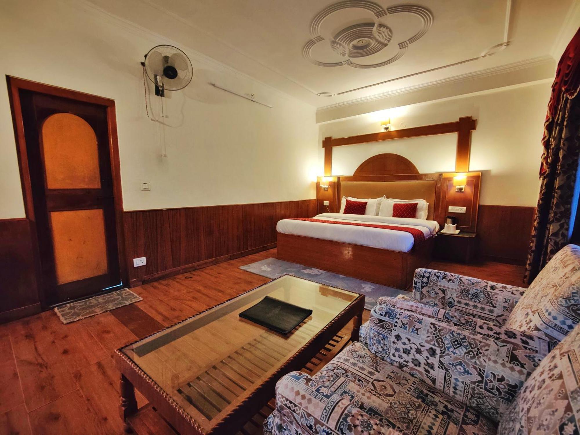 Surya International Hotel Manali Near Mall Road Εξωτερικό φωτογραφία