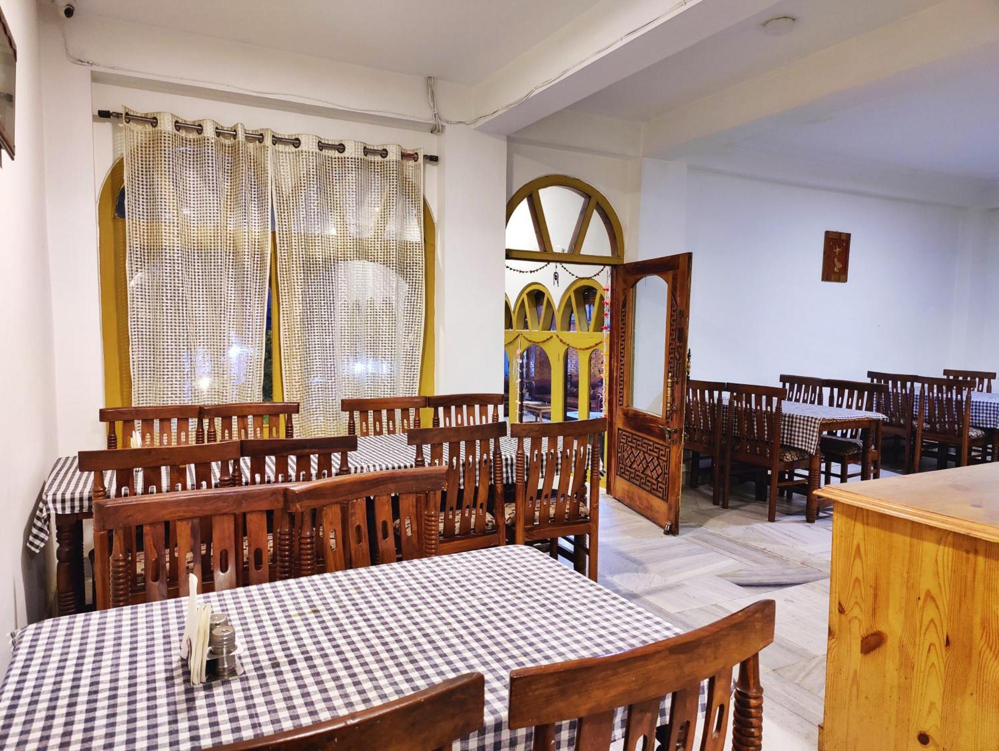 Surya International Hotel Manali Near Mall Road Εξωτερικό φωτογραφία