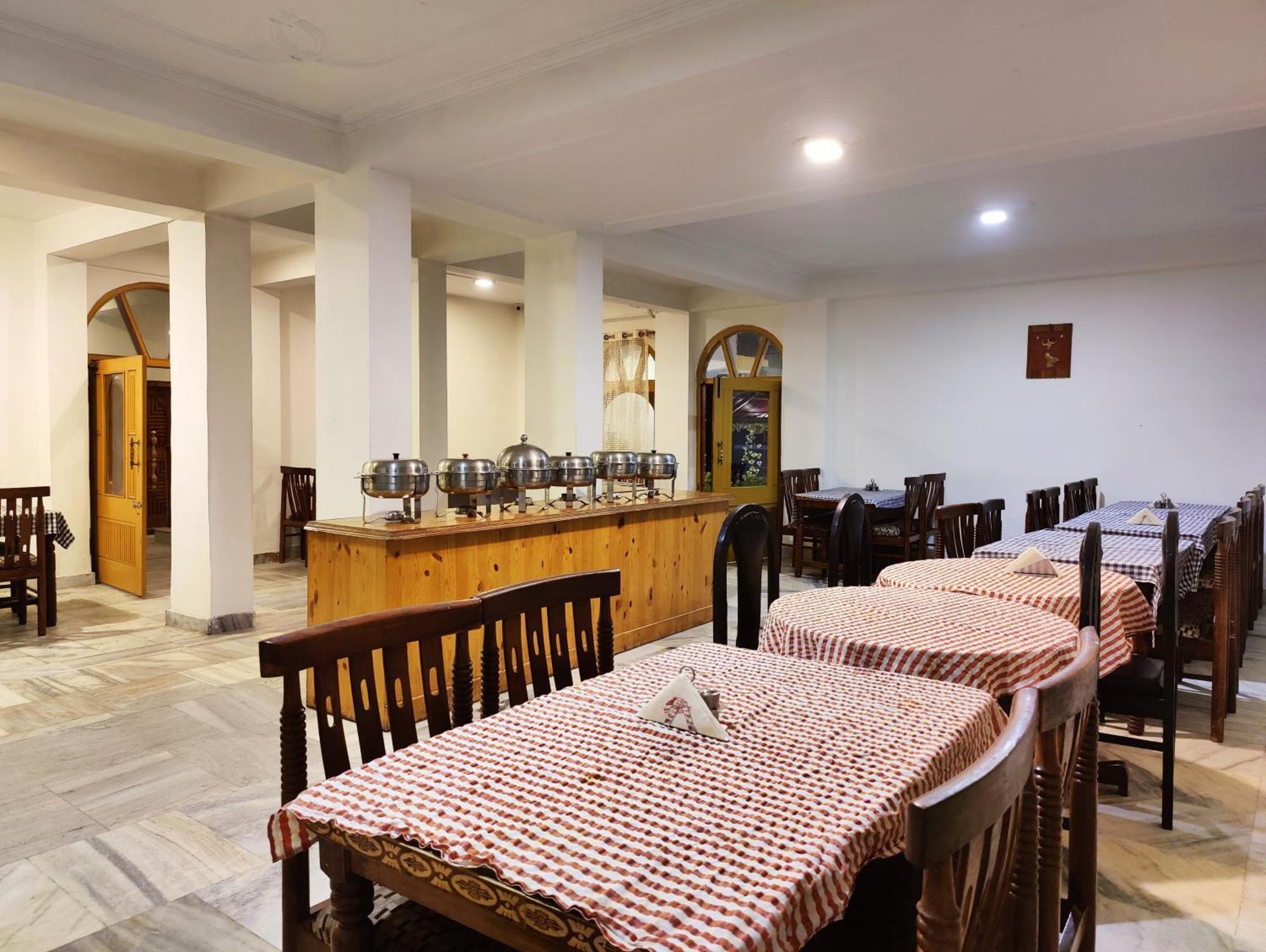 Surya International Hotel Manali Near Mall Road Εξωτερικό φωτογραφία