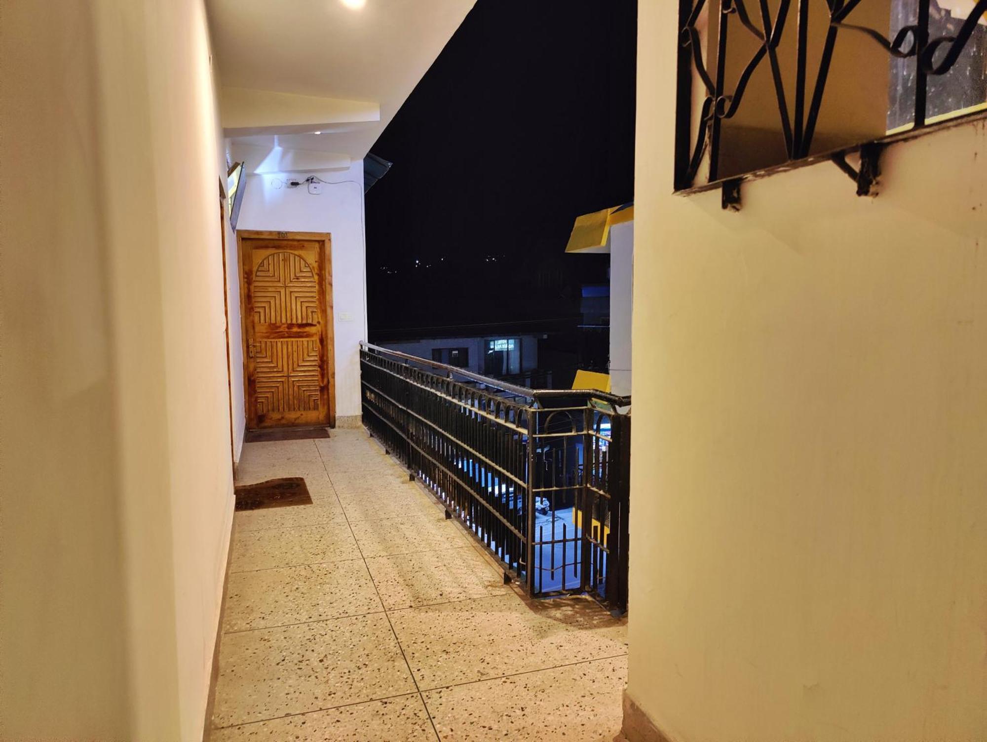 Surya International Hotel Manali Near Mall Road Εξωτερικό φωτογραφία